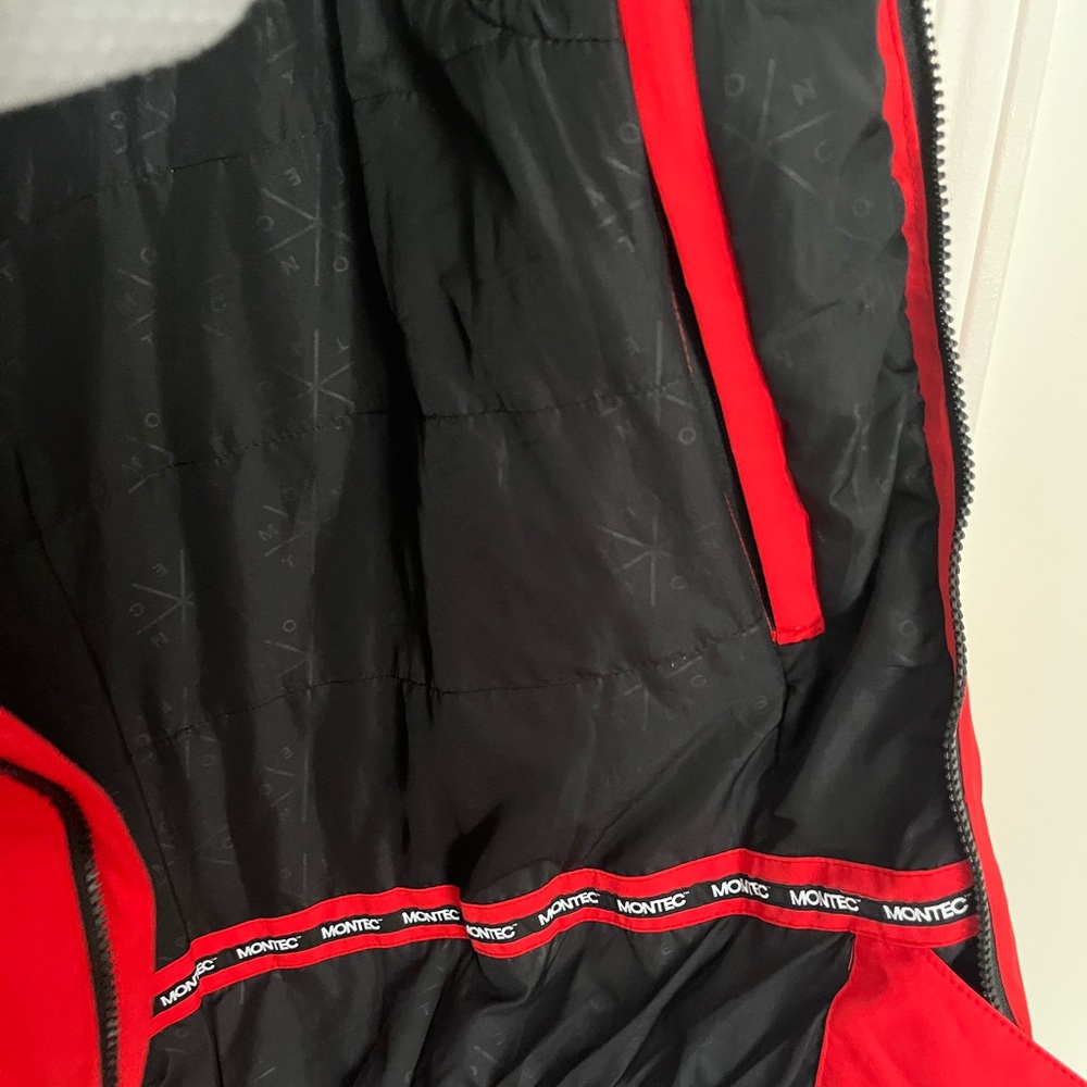 Montec Shell Zip to be repaired - Picture 5 of 7